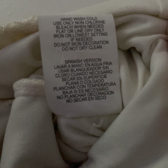 XOXO sleeveless ruched bodycon dress with lace details on the front. - Picture 7 of 8